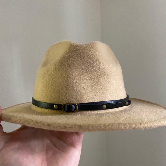 Hat - Picture 5 of 5